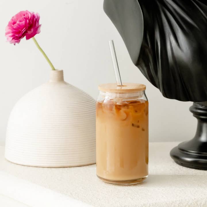 Weddingstar Inc. - Wholesale Drink Lids - Round Bamboo Lid with Straight Glass Straw - Natural