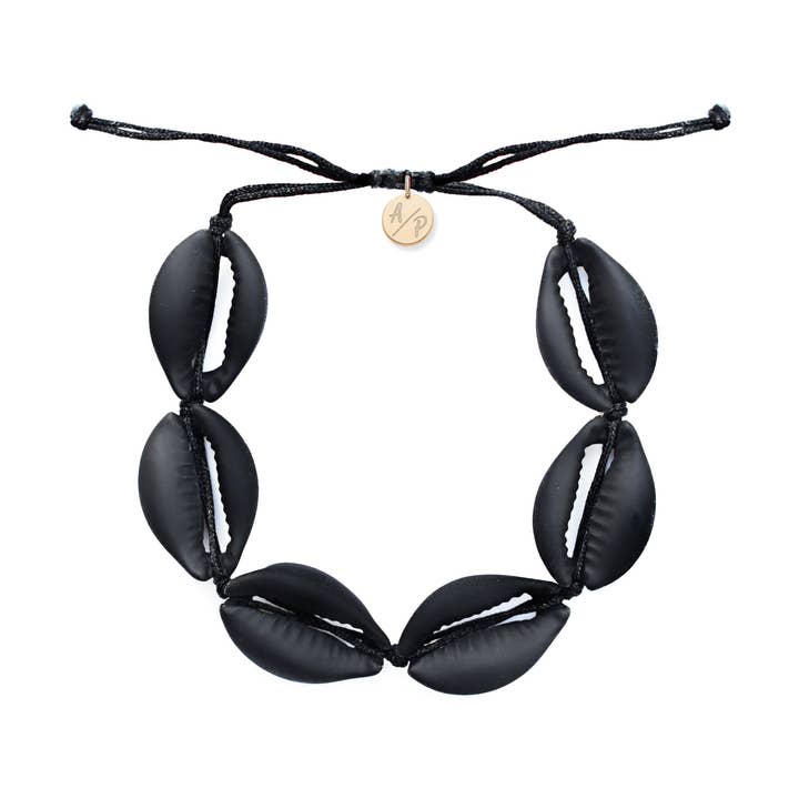 Pulseira masculina de concha preta - concha regular por atacado de Adriana Pappas Designs