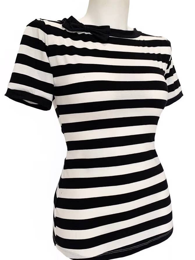 Top de manga corta Addams Stripe para venta al por mayor de BONSAI KITTEN