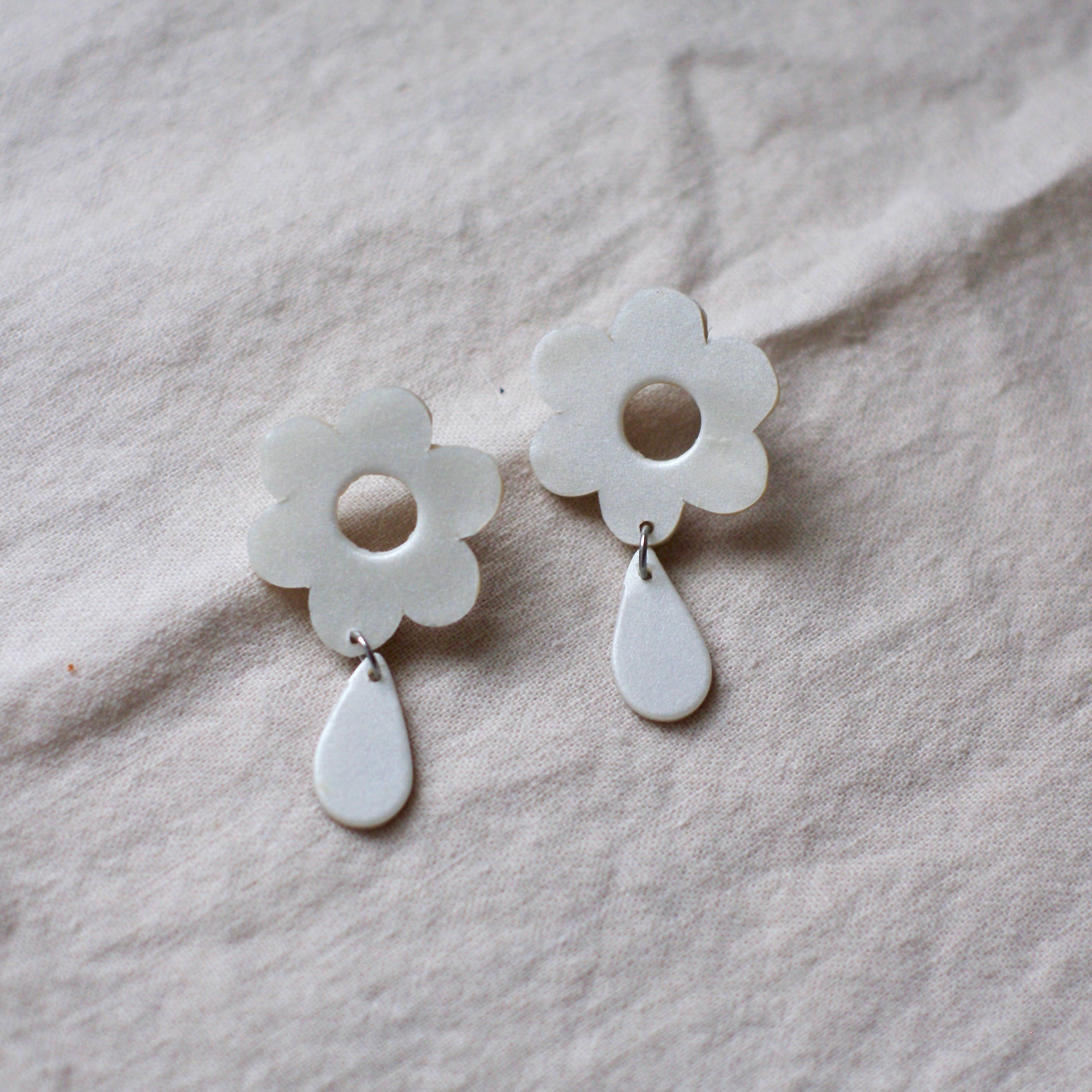 Beige Tan Stone Simple Statement Earrings Minimalist and Modern Jewelry Polymer Clay Earrings Drop Circle Earrings