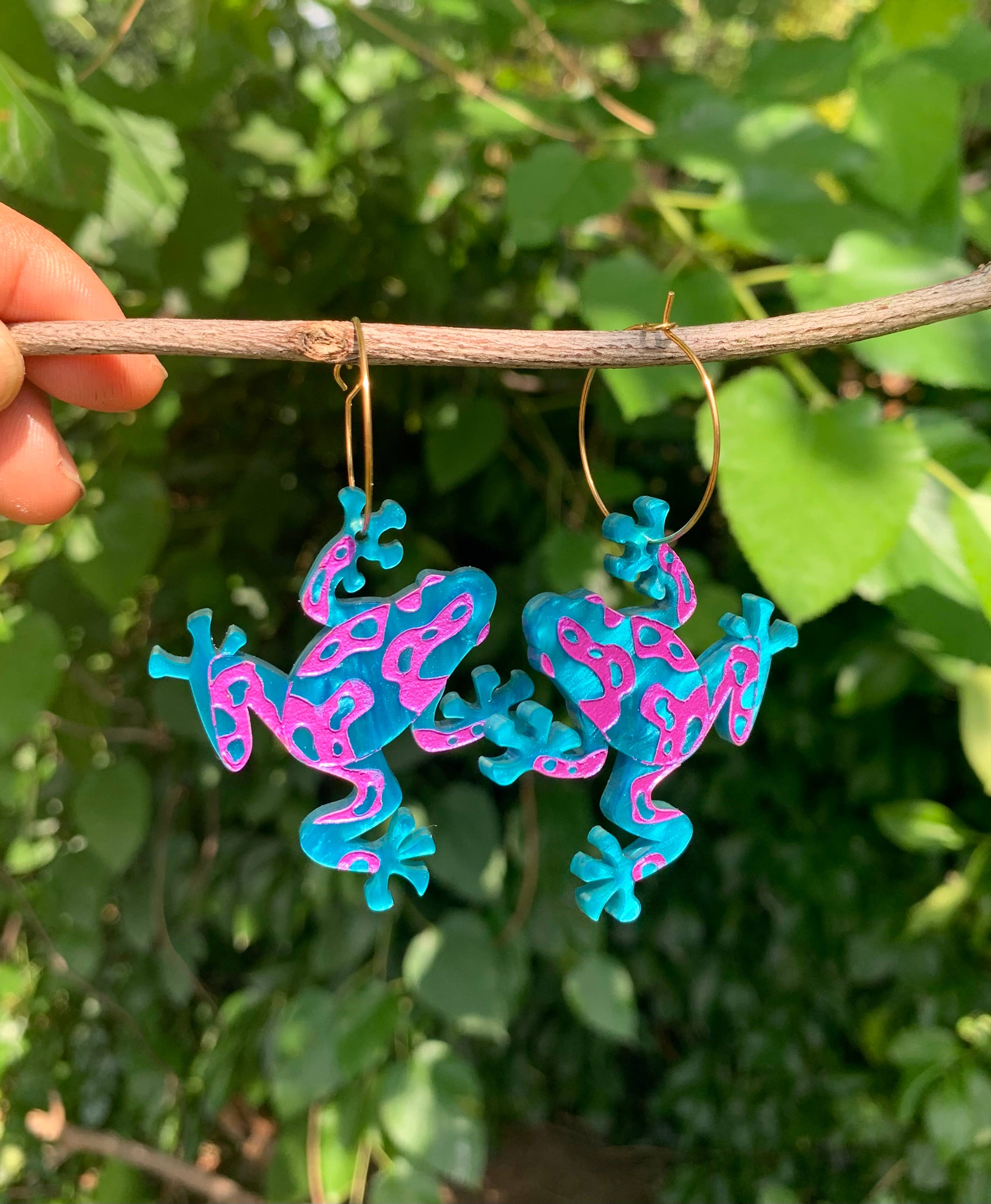 Not Picasso - Wholesale Hoop Earrings - Dart Frogs 0