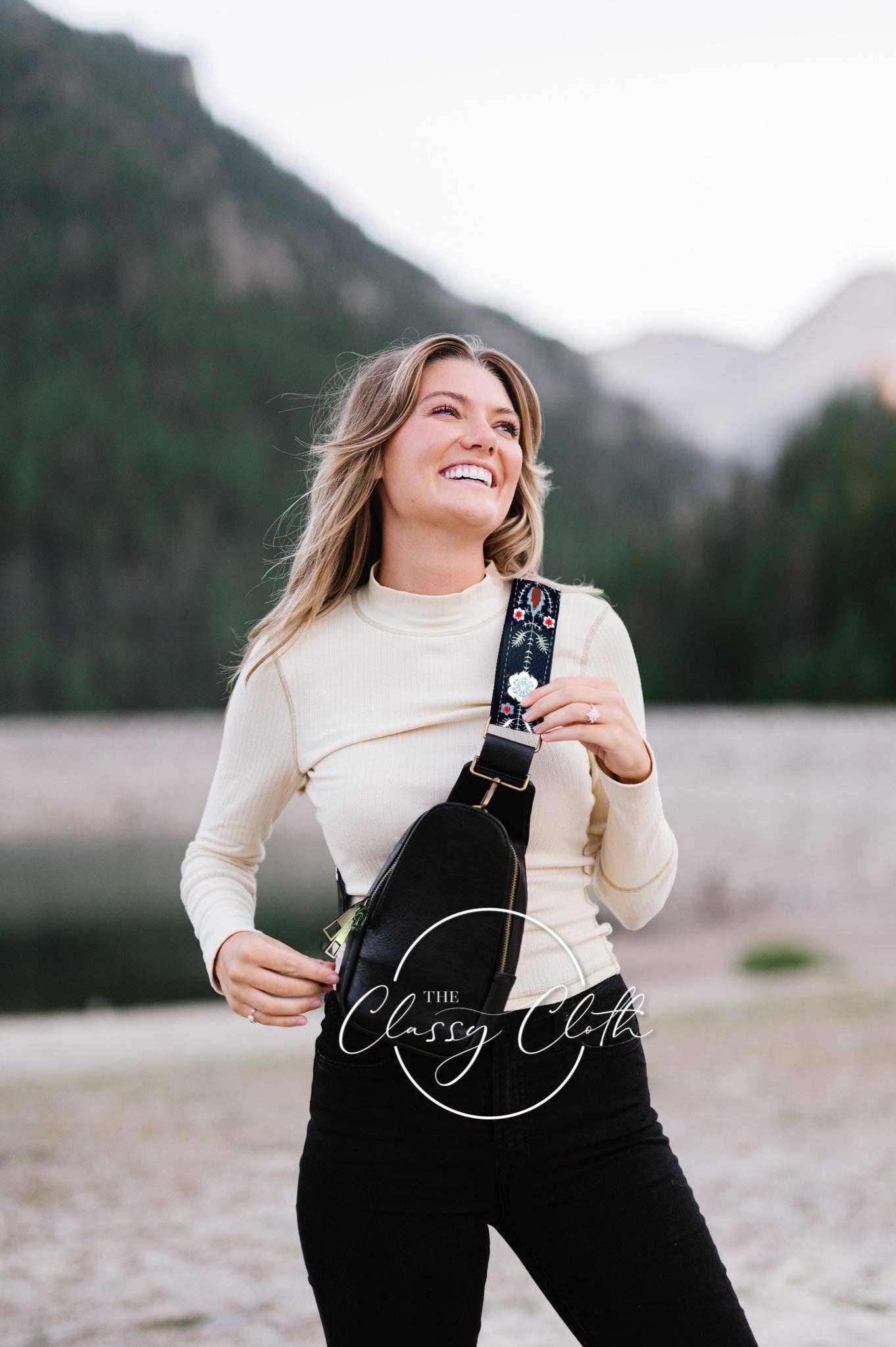 The Classy Cloth WS - Vendita all'ingrosso Borsa a tracolla - Donna - Borsa a tracolla Sarah - Black Boho RTS1