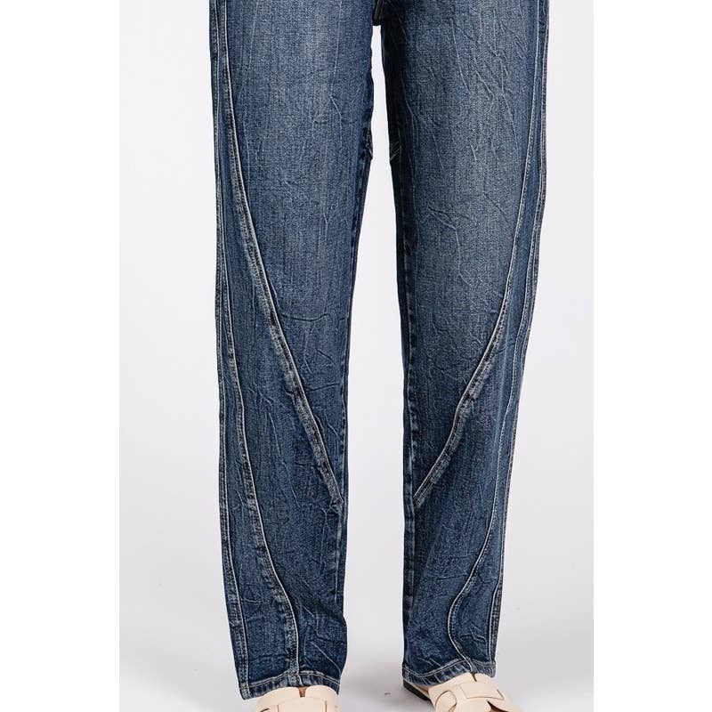 SOMBRIO JEANS DE CINTURA ALTA CONFORTÁVEIS COM DETALHES DE COSTURA para venda a revendedores na Faire10