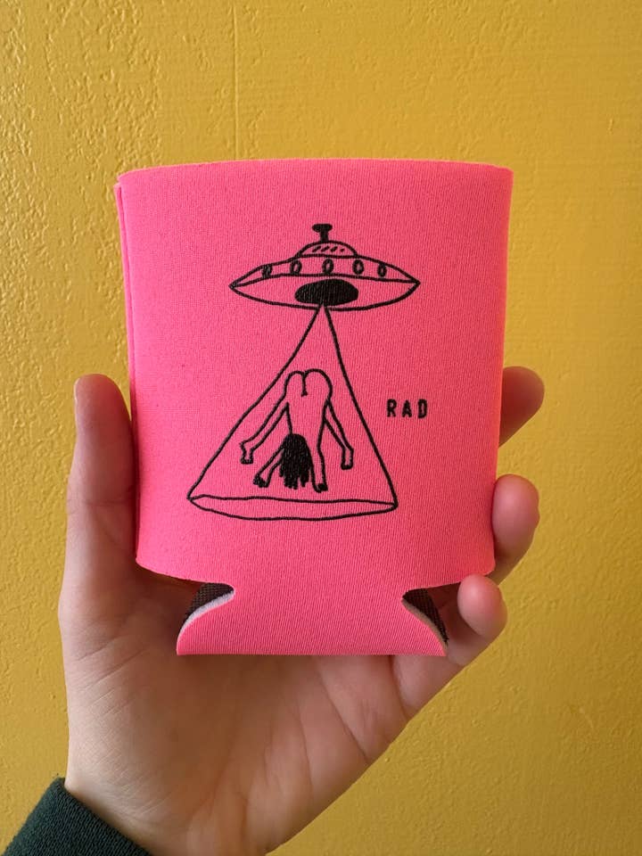 Refrigeratore per lattine RAD per la vendita all'ingrosso da parte di RADillustrates