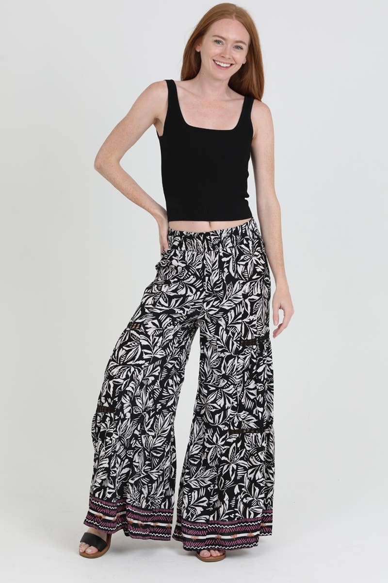 ANGIE - Venta al por mayor Pantalones - Mujer - PANTALONES ACAMPANADOS DE PERNERA ANCHA ESTAMPADOS 25R84-A876 CON INSERCIONES DE ENCAJE2