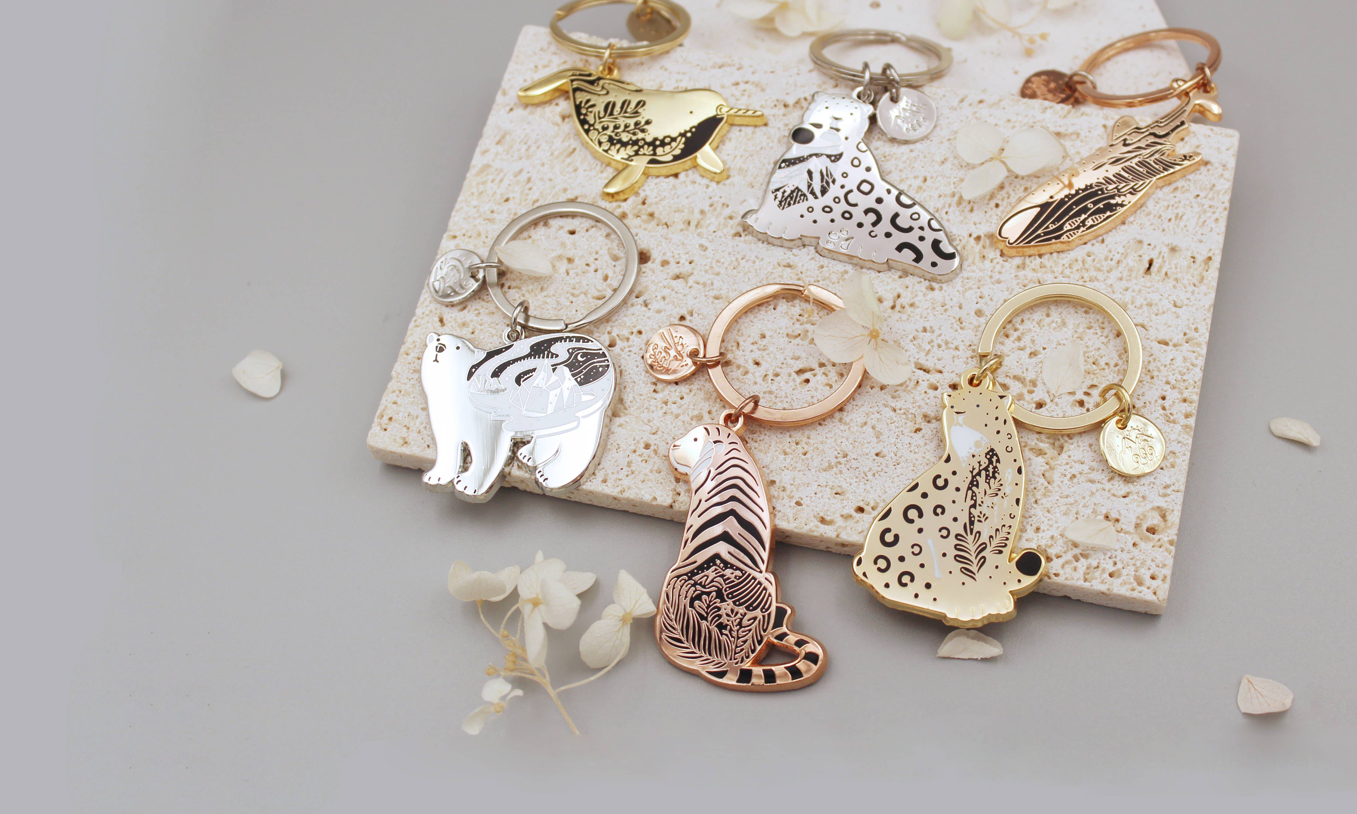 sol&mar art co. - Wholesale Keychain - Unisex - Whale Shark Enamel Keychain6