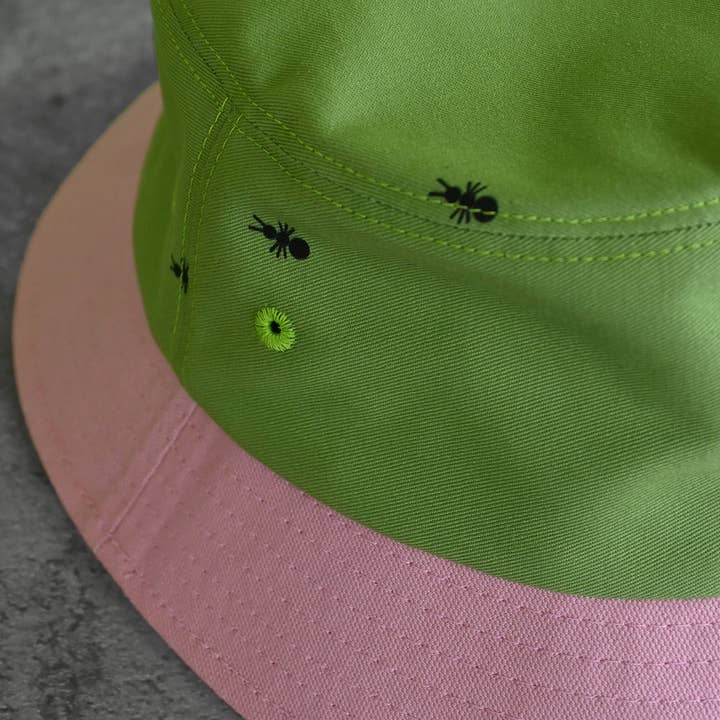 Natali Koromoto - Vente Bob – femme - Bonnet « Ants on Your Hat » ▲Vert▼ Rose2