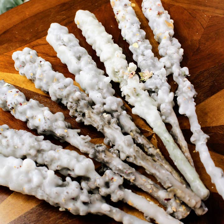 Ethereal Elegance Aromatics - Venta al por mayor Artículo de meditación - Antorchas de la Bruja de Hécate - Iluminación Sagrada