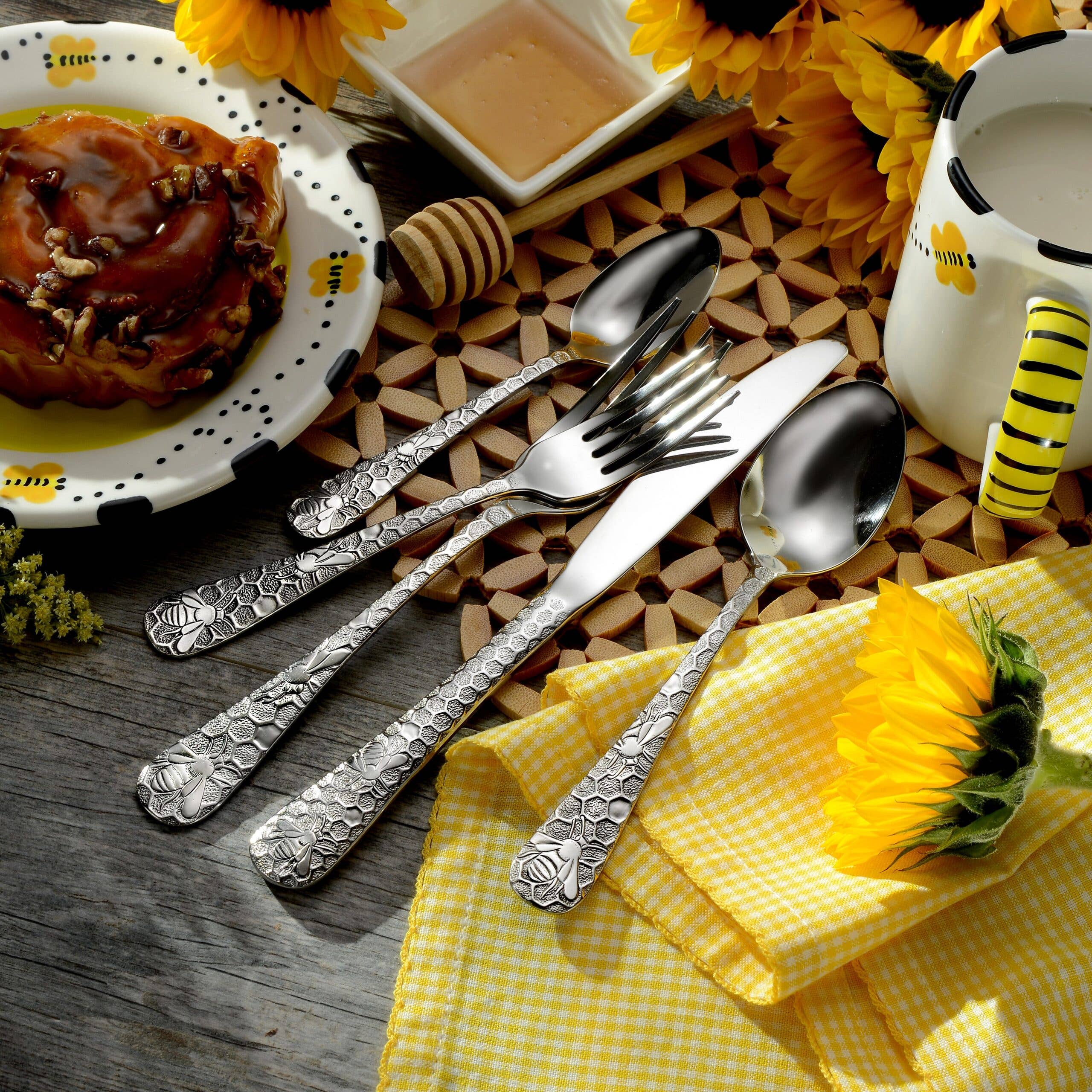 Liberty Tabletop - Wholesale Flatware Set - Honey Bee Flatware 20 Piece Set Made in USA4