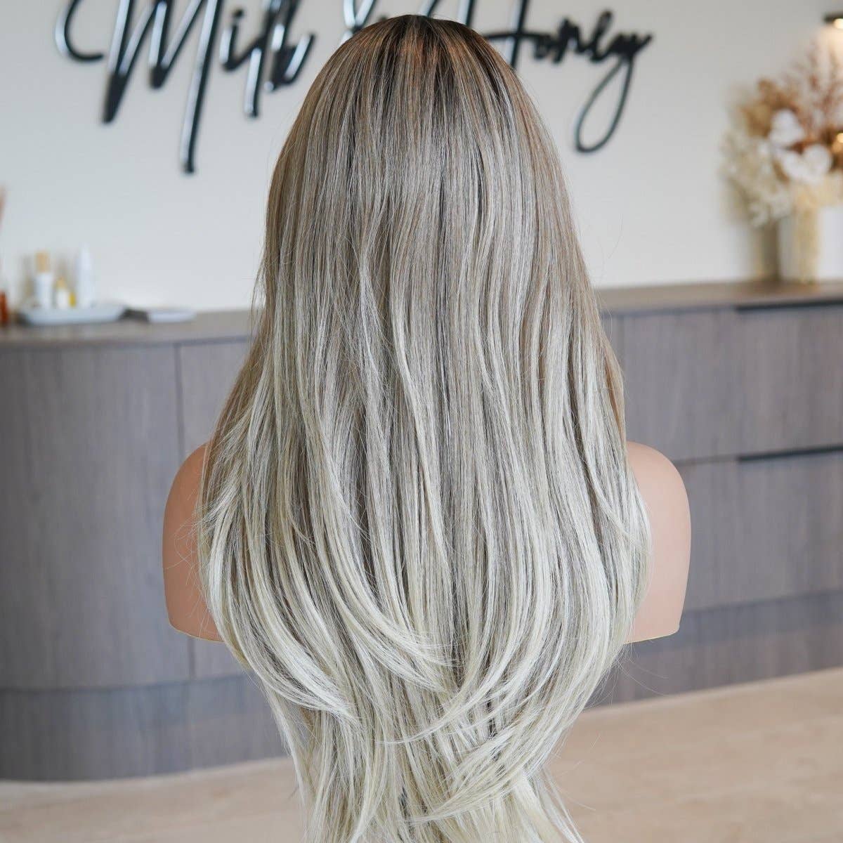 Milk & Honey – wholesale Hair extensions – SELENE - Lived-In Blonde - Lace Front Wig2