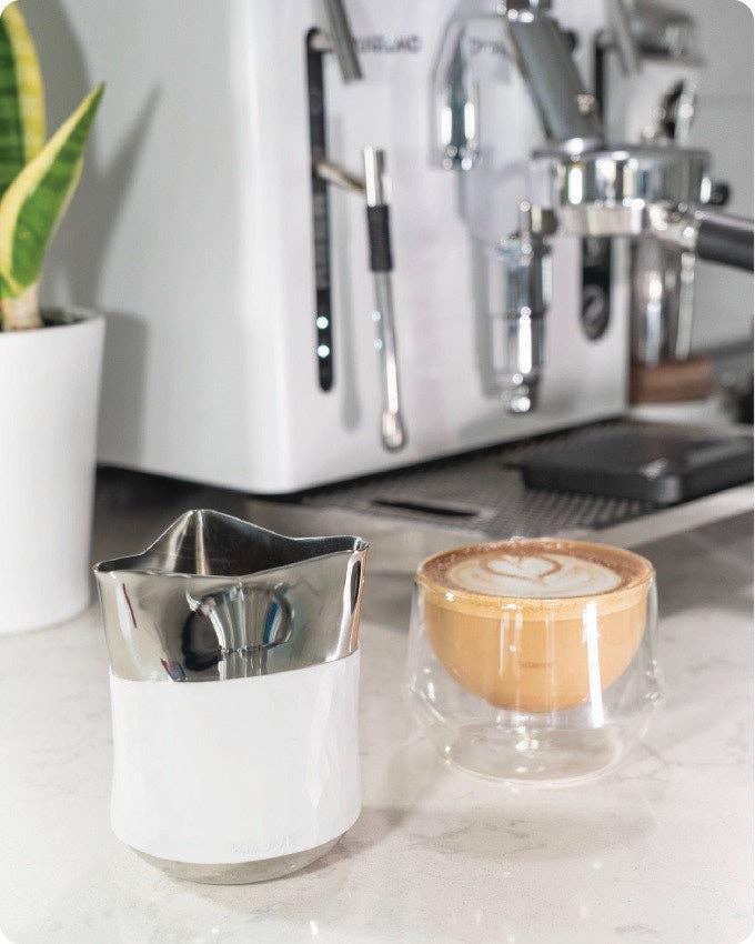 Kruve Inc - Wholesale Pitcher - Create Latte Pitcher4