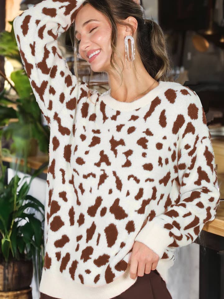 Bold Leopard Pattern Jacquard Knitted Sweater VT82722 for wholesale by Vine & Love