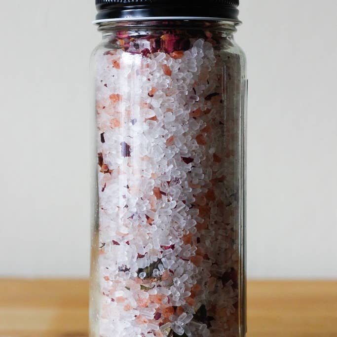 Lunalux Botanicals - Wholesale Bath Soak/Milk - FULL MOON // Rose + Cardamom Bath Soak2