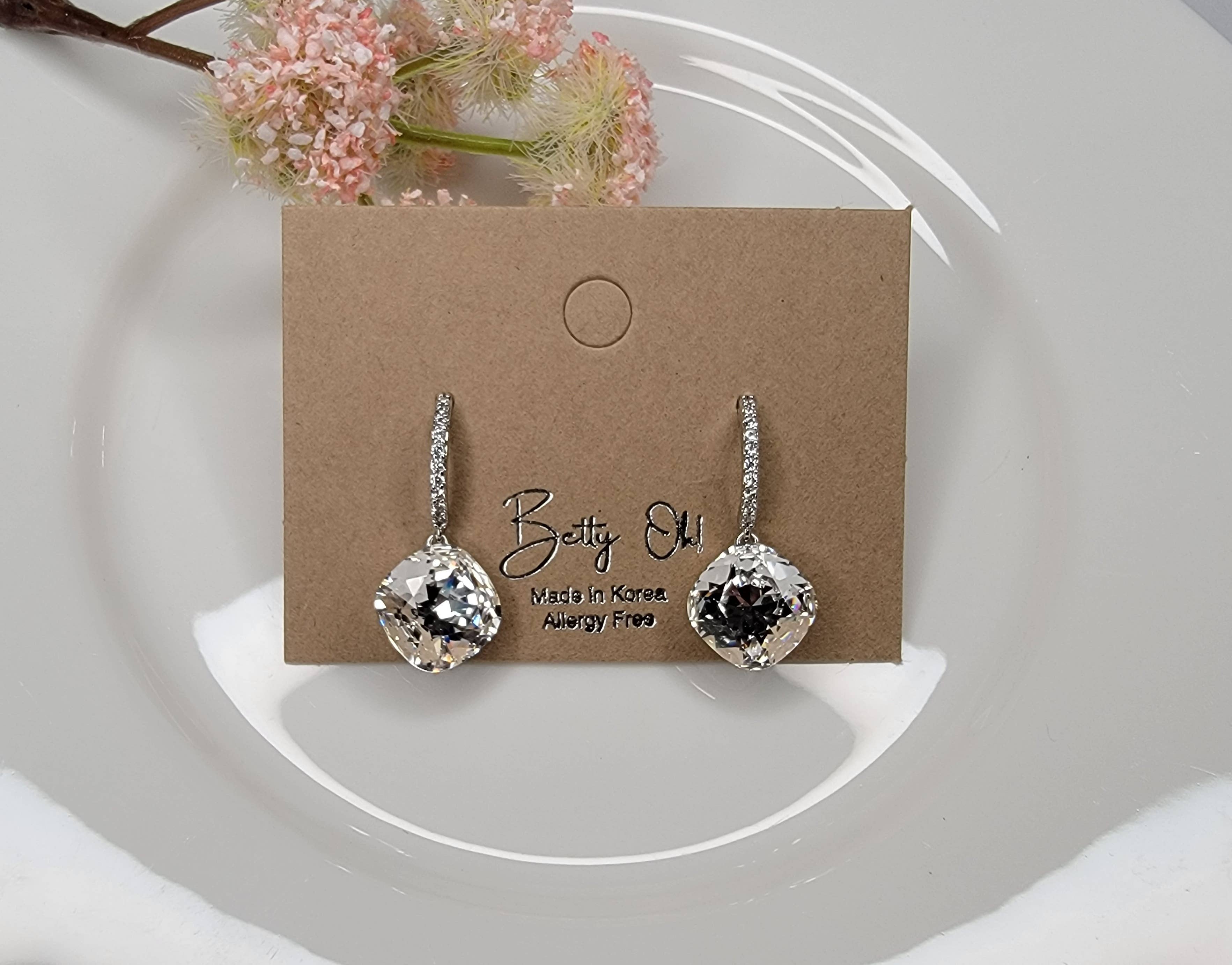 BETTYOH INC – wholesale Stud/post earrings – ELEGANCE STYLE SWAROVSKI CRYSTAL DANGLE EARRINGS.10