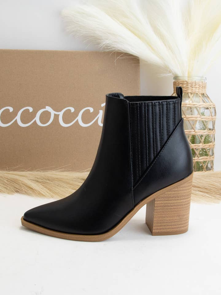 CCOCCI - Vendita all'ingrosso Stivaletti - Donna - Stivaletti Chelsea con tacco a blocco e punta appuntita2