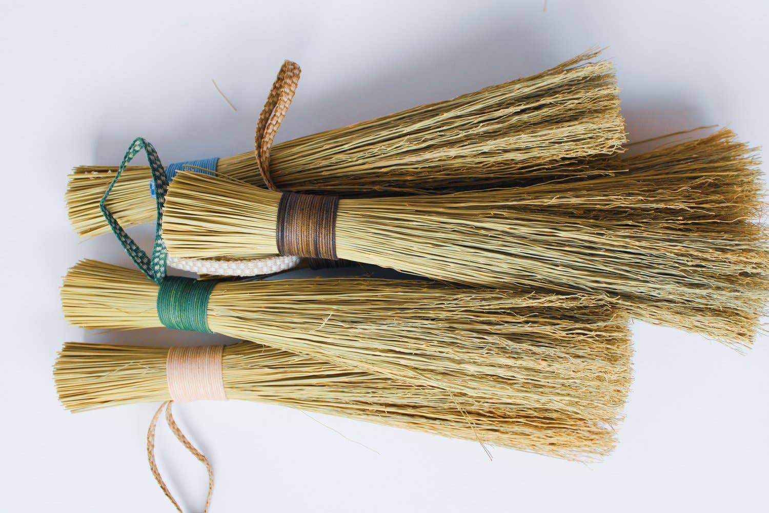 Sunhouse Craft - Wholesale Whisk - Whisk Hand Broom Wholesale5
