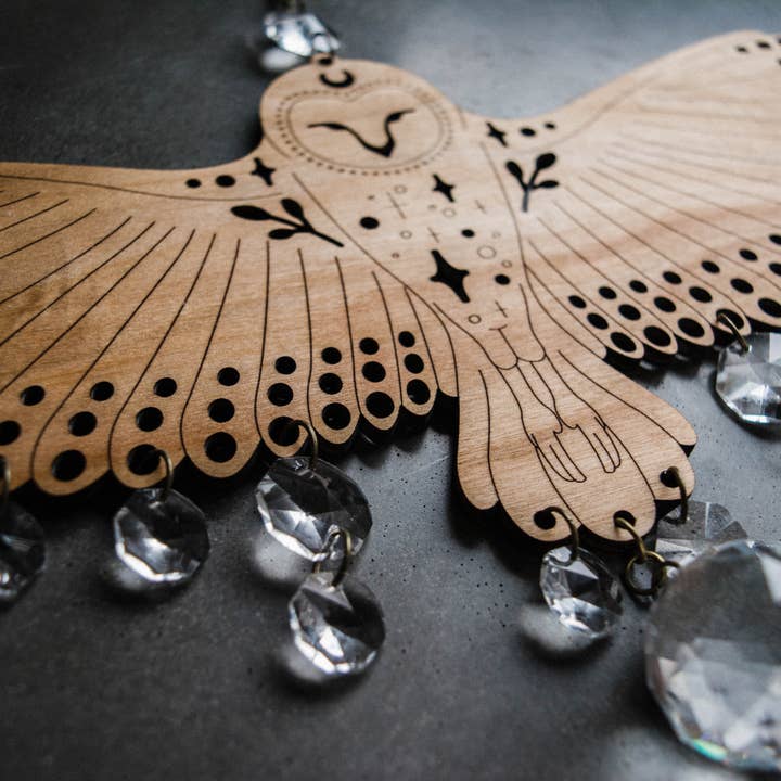 HEX Botanical - Wholesale Suncatcher - Owl Wooden Wall Hanging Bird Suncatcher w/ Crystal Prisms 1