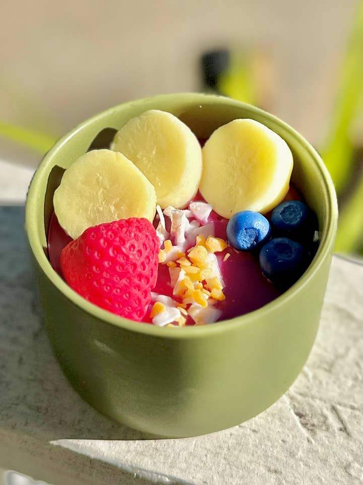 Acai Bowl Lys ~ 8 oz. ~ Velvære - Håndlavet for engroshandel hos Martini Candle Co.