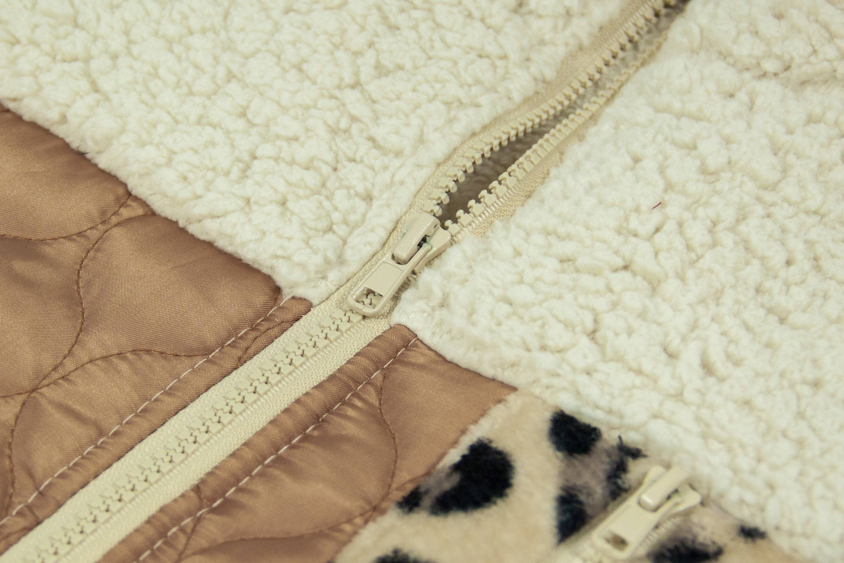 HIDDENBRAND - Wholesale Jacket - Women's - Paneled sherpa full zip jacket4