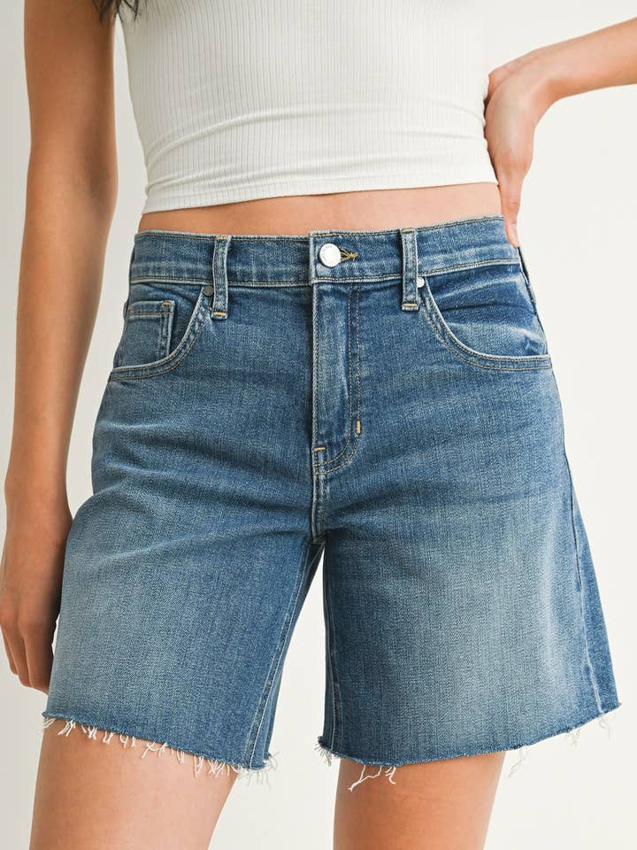 BH490J - MED - Bermudashorts für den Großhandel von JUST BLACK DENIM