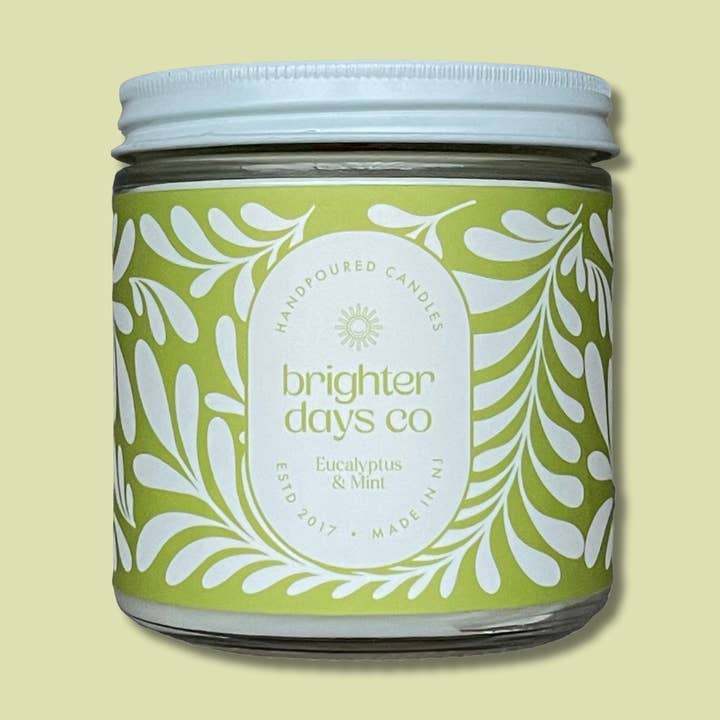 Vela de Soja “Eucalyptus and Mint” Wick em Madeira por atacado de Brighter Days Co.