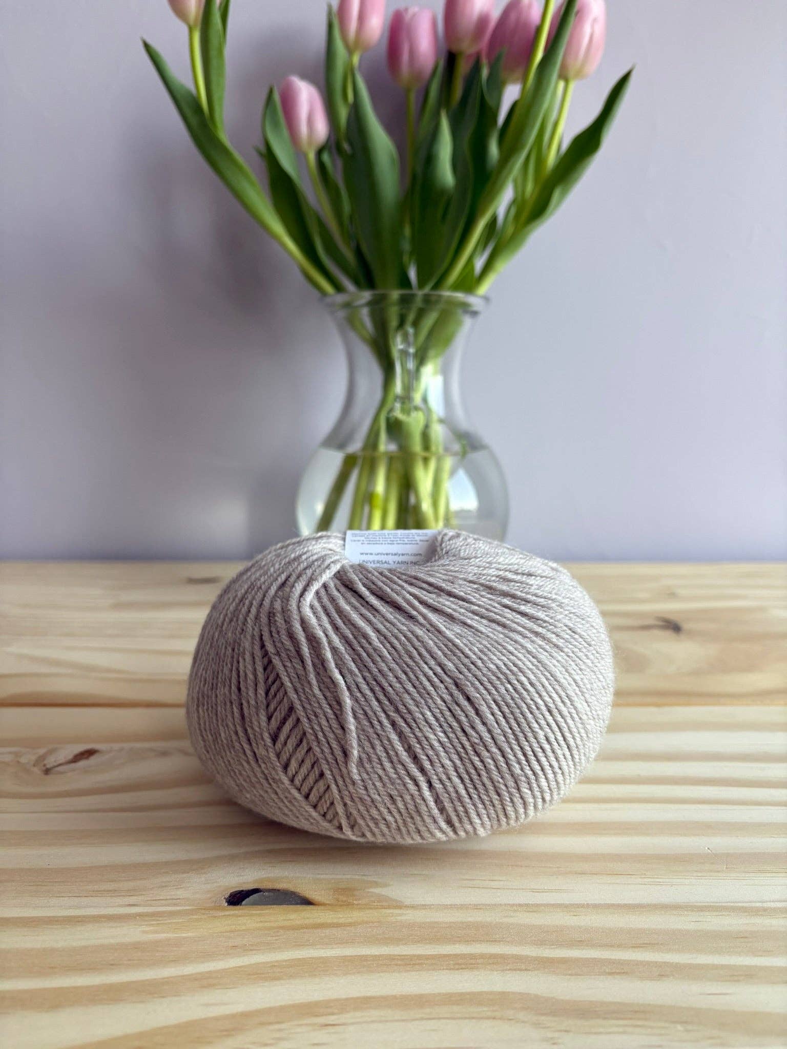 The Spinning Hand - Luxury Knitting Kits - Vente Fils à tricoter - Universal Yarn Deluxe fil DK pure laine, superwash4