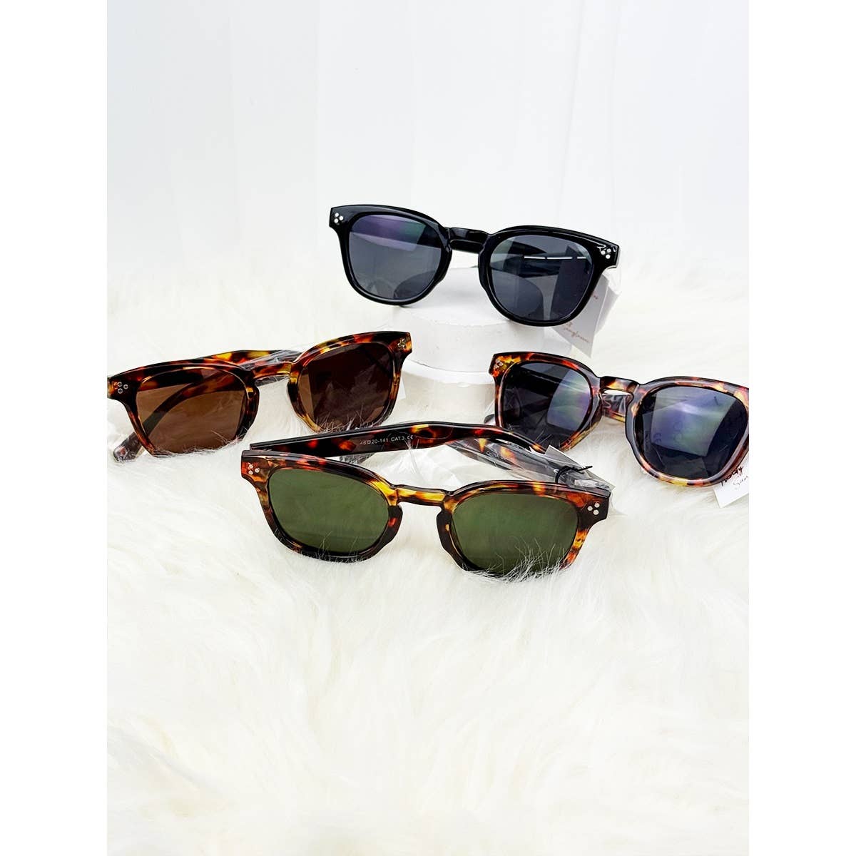 MIX COLOR Amelia Dazey Shades Fashion Sunglass for wholesale on Faire1