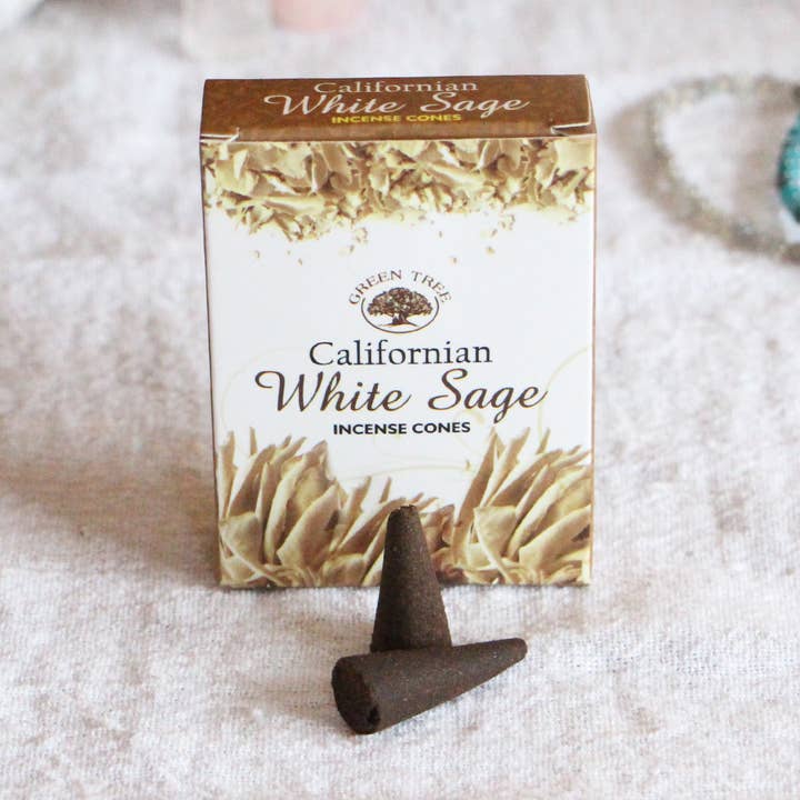 White Californian Sage incense in cone - 10pcs for wholesale by Bamboon