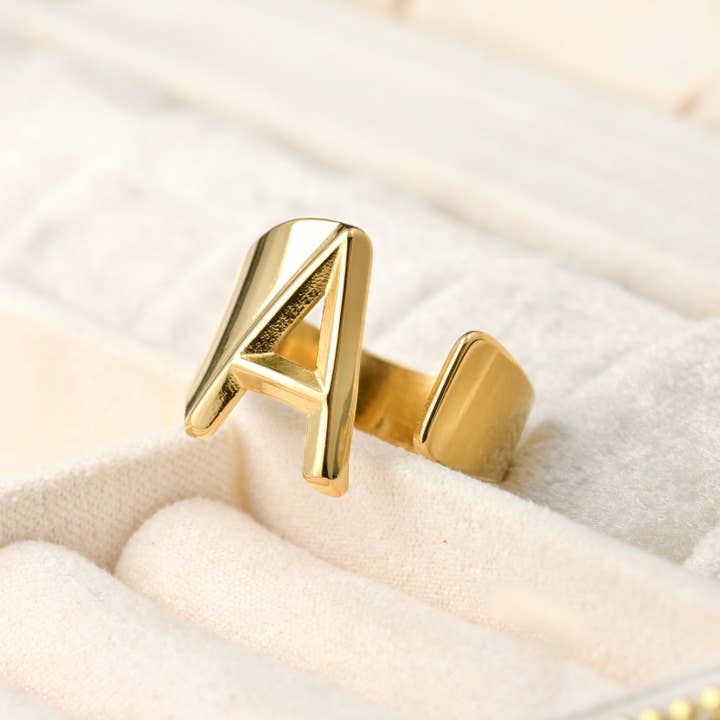 Blueyejewelry – Anel de sinete por atacado – Open Chunky Initial Ring - Anel de Letra Grande1