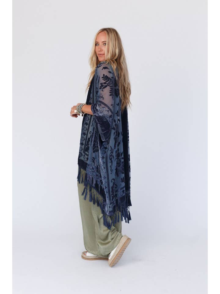 Three Bird Nest - Wholesale Kimono - Women's - Crushin' On You Velvet Kimono - Navy Blue