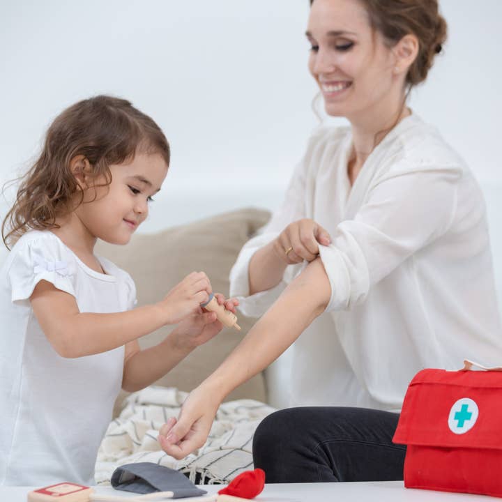 PlanToys - Wholesale Toy Set - Kids - Professional Kids Doctor Play Set3