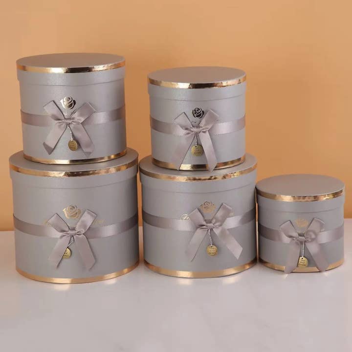 Elegant Design Supply – wholesale Gift box – Round Flower Gift Box with Bow and Medaillon3