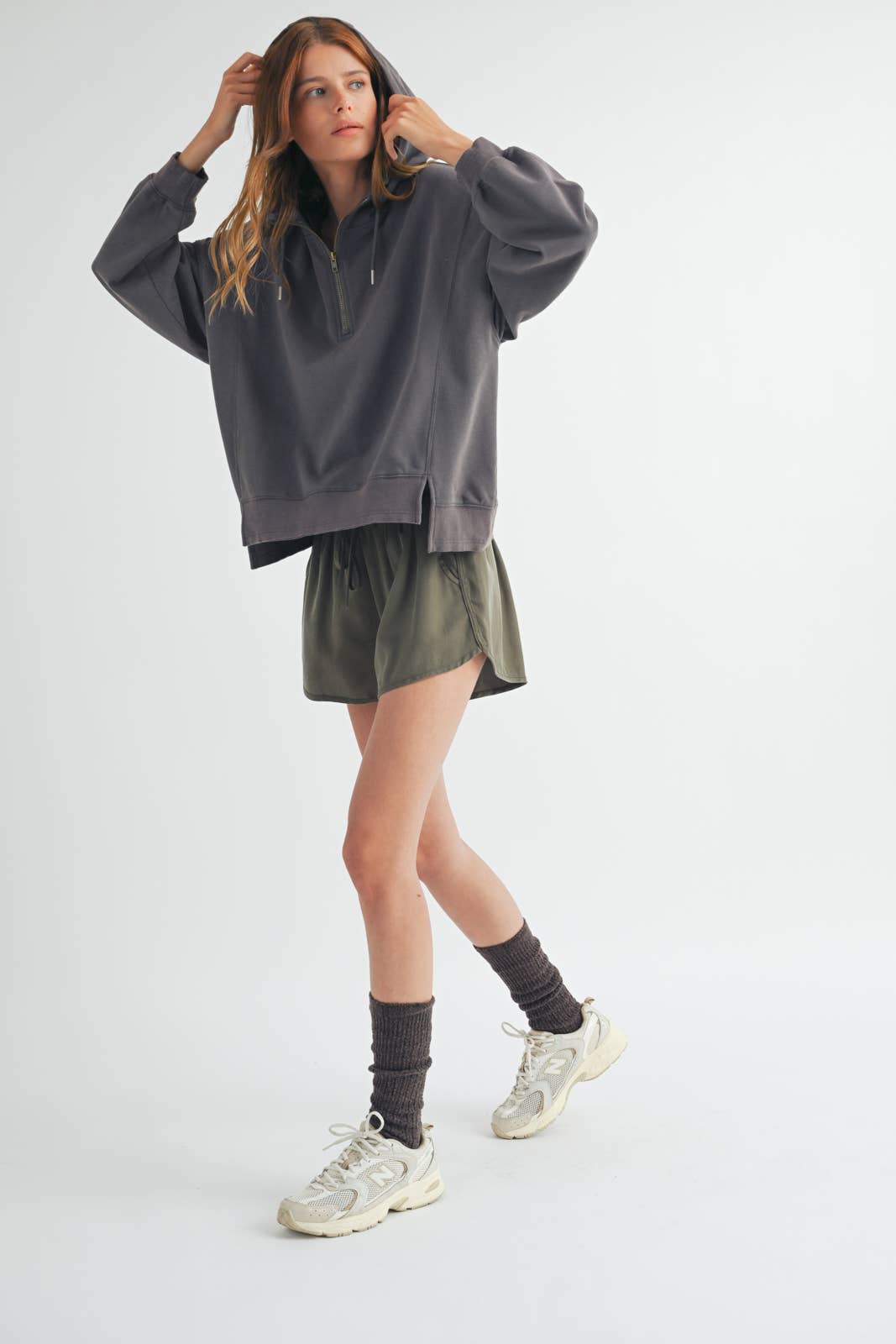 Wishlist Apparel - Vendita all'ingrosso Felpa con cappuccio - Donna - PULLOVER CON CAPPUCCIO CON MEZZA ZIP/WL24-92136