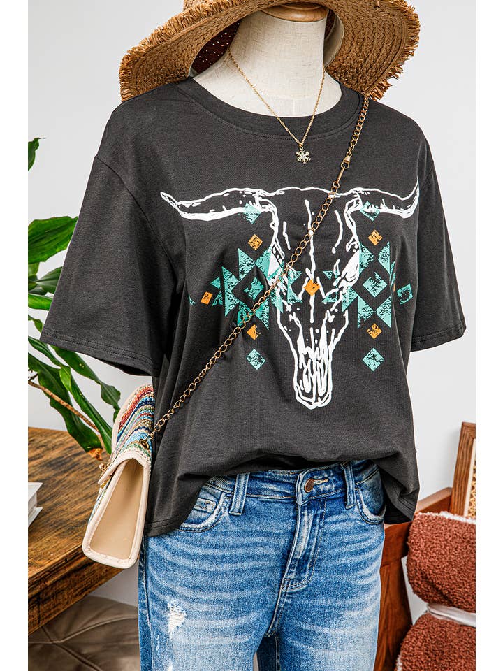 As shown Vintage Western Bull Head Skull Turquoise Graphic T Shirt for wholesale on Faire4