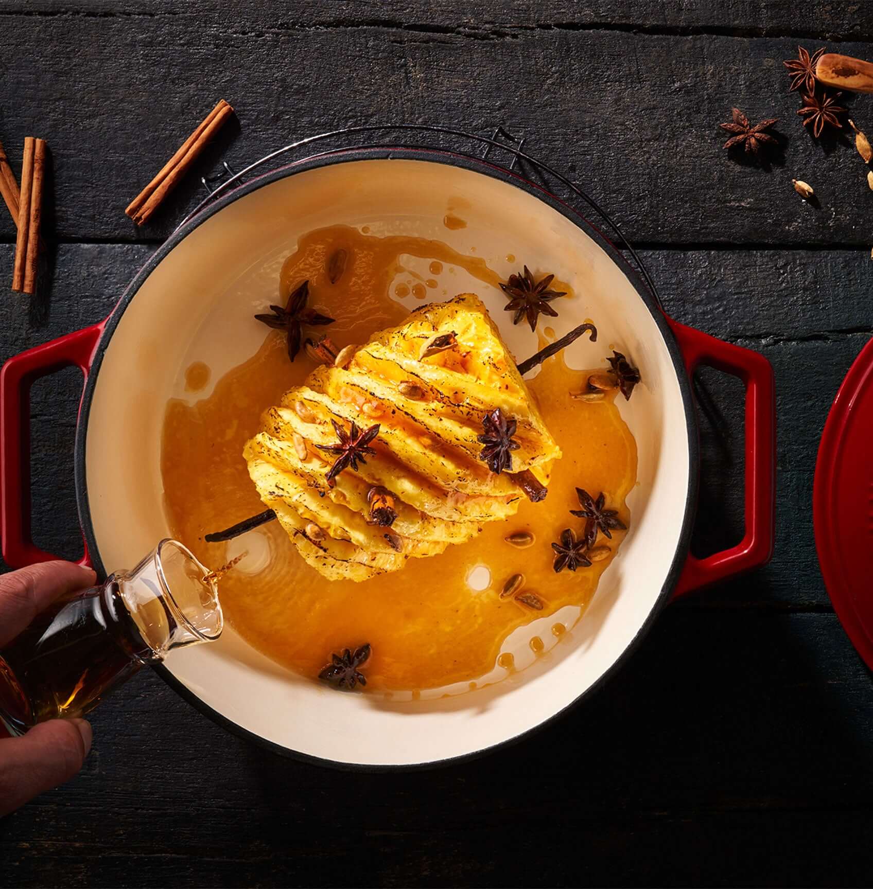 Crowd Company - Wholesale Cooking Pot - The Tasman Recycled Dutch Oven with traditional lid in Red - Ø29 cm /  11.4"6