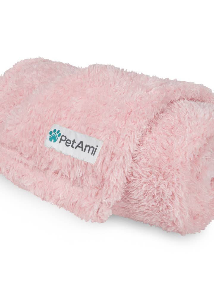 Fluffy Pet Blanket and other Purchase Wholesale paragon. Free Returns & Net 60 Terms on Faire trending on Faire.