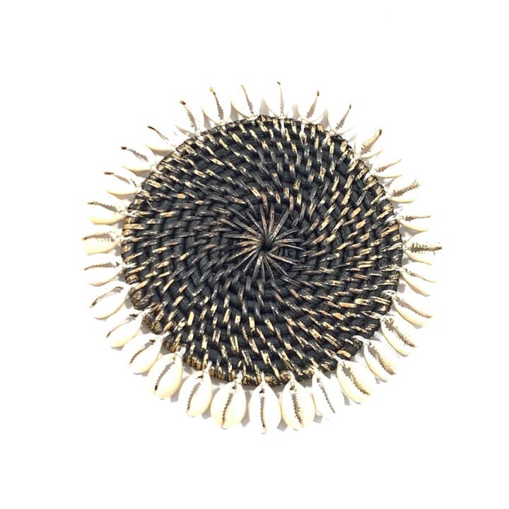 Dewi Lifestyle - Wholesale Coasters - Rotan coaster with cowry shells6