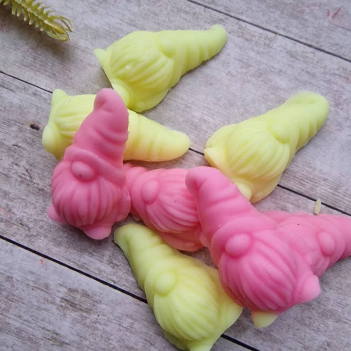 The Mould King - Wholesale Craft Supplies - Gonk 3D Wax Melt Sample Scoopie Mould Christmas Gnome Melts1