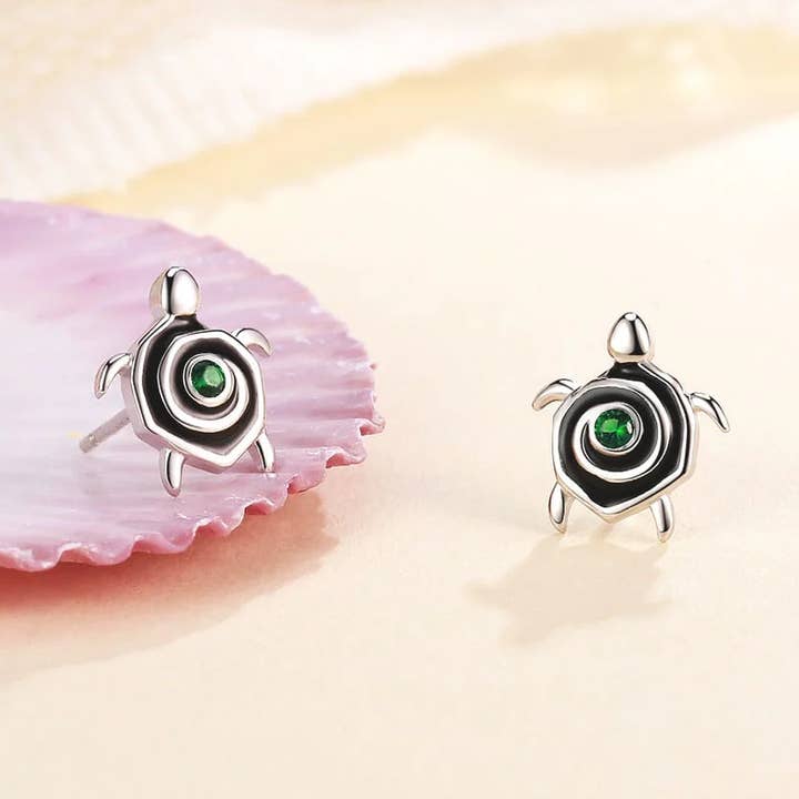 Boucles d'oreilles tortue de mer pour la vente par WonderSpark