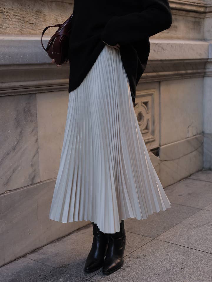 PLEATED SKIRT - MAXI LENGTH, HIGH WAIST for wholesale by Touché Privé