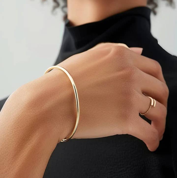 HoopLa - Wholesale Bangle Bracelet - Belle- Memory Steel Bangle- Flexi and wrap2