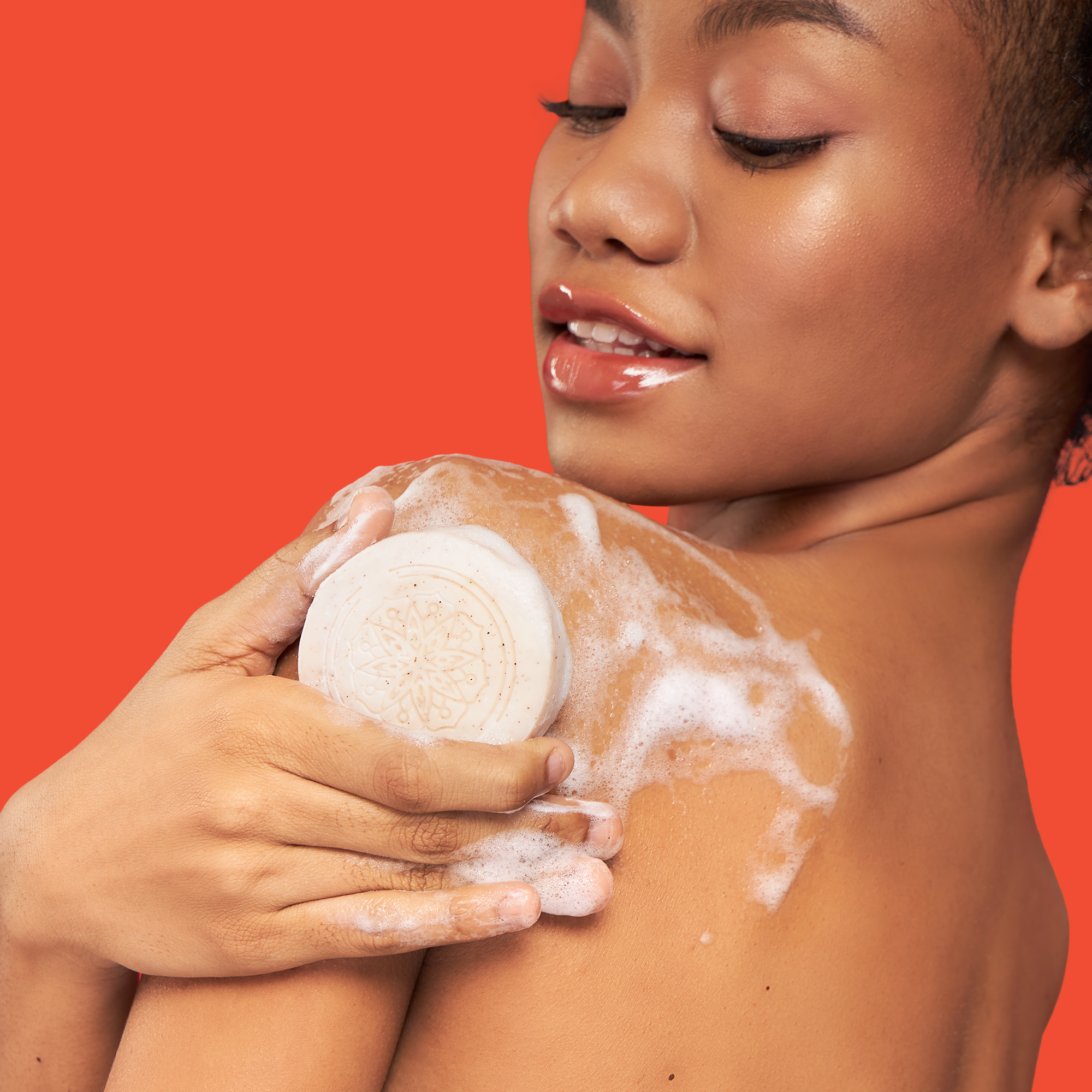 Koji White - Wholesale Bar Soap - Koji White Kojic Acid Bump Eraser Body Scrub Soap (2 Bars)1