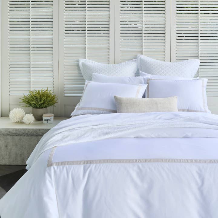 Ensemble de linge d'hôtel DH Essential 8 pièces pour la vente par Domani Home