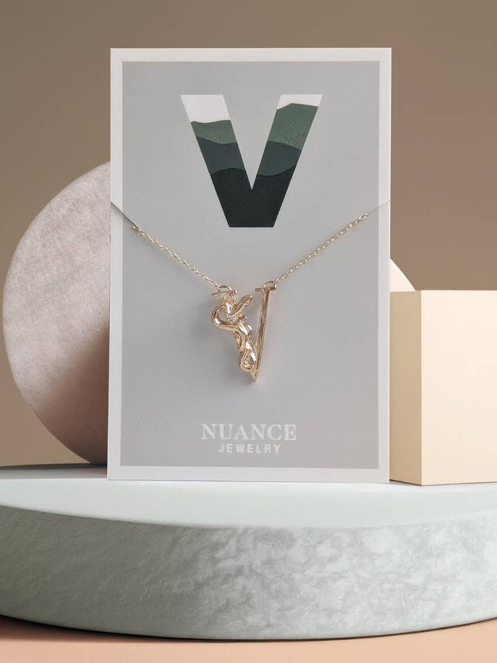 Colar Inicial Animal por atacado de Nuance Jewelry