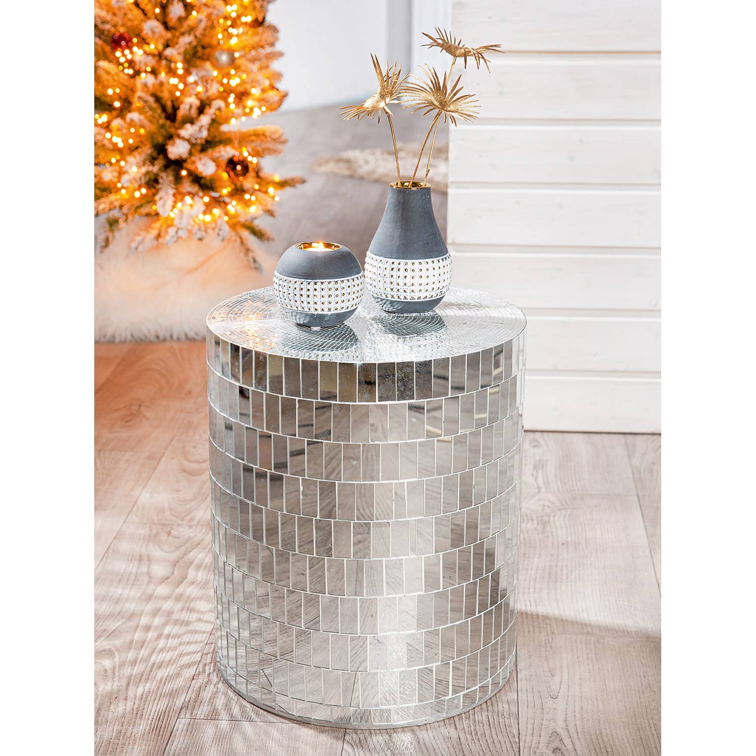 silver coloured “Disco” round coffee table, h.45 cm for wholesale on Faire1