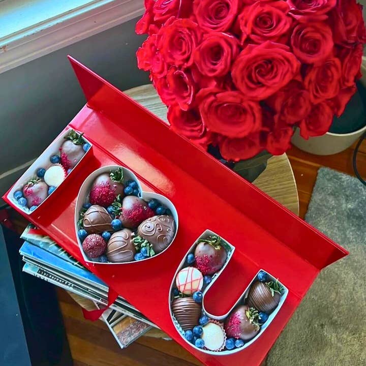 UNIKPACKAGING - Wholesale Gift Box - “I Love You” Flower & Gift Box – with Plastic Liner4