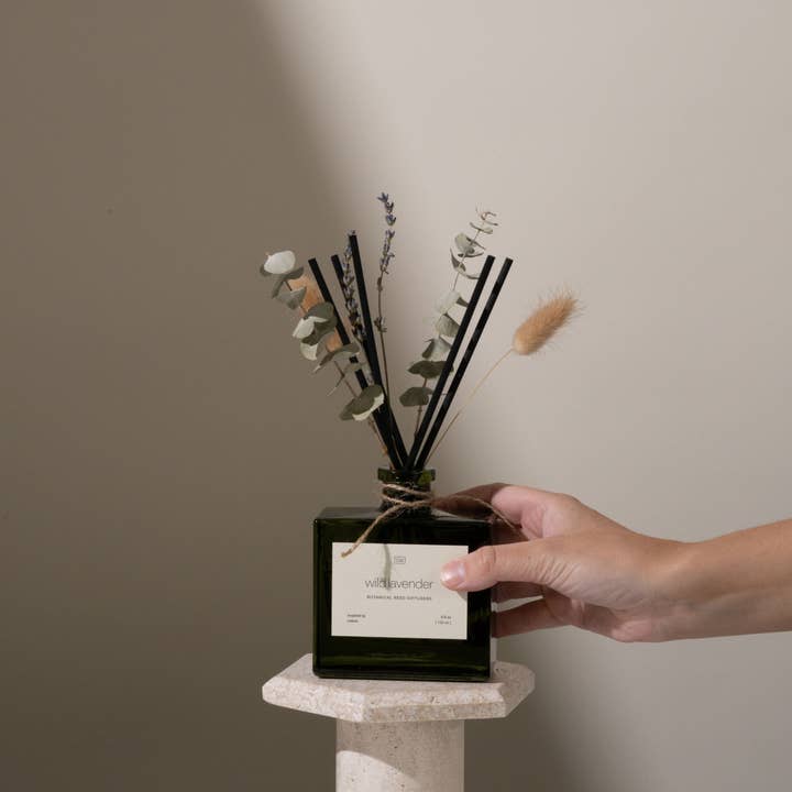 Craft & Kin - Wholesale Reed Diffuser - Green Glass Reed Diffuser with Flowers10