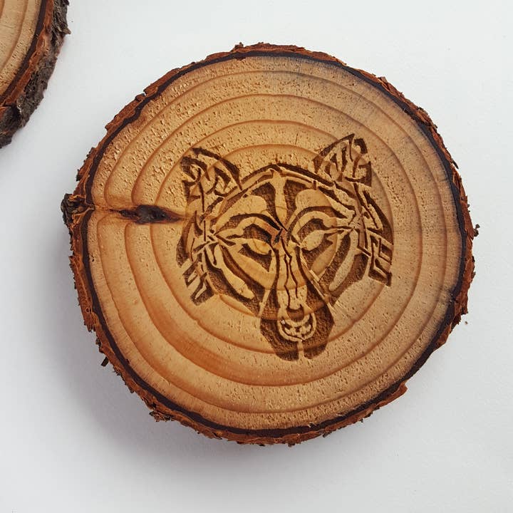 Lyoncraft – wholesale Coasters – Celtic Wolf Natural Pine Wood Slice Coasters, Animal Design1
