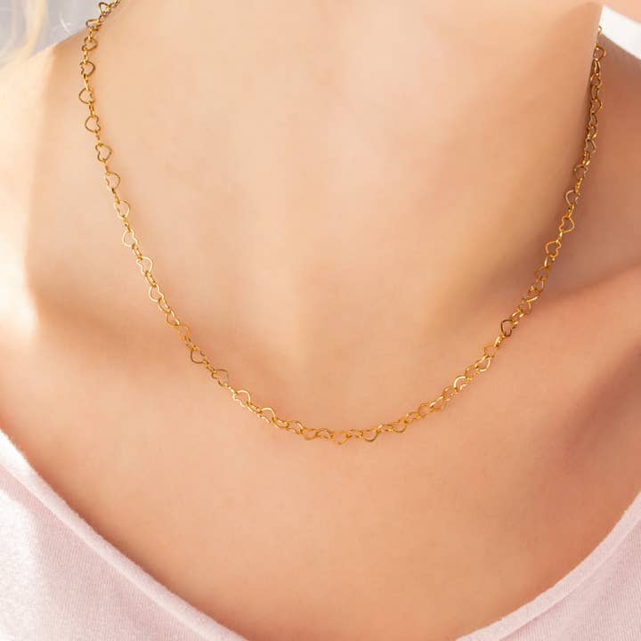 WJW - Wholesale Link & Chain Necklace - 18K Gold PVD Stainless Steel Linked Heart Chain Necklace12