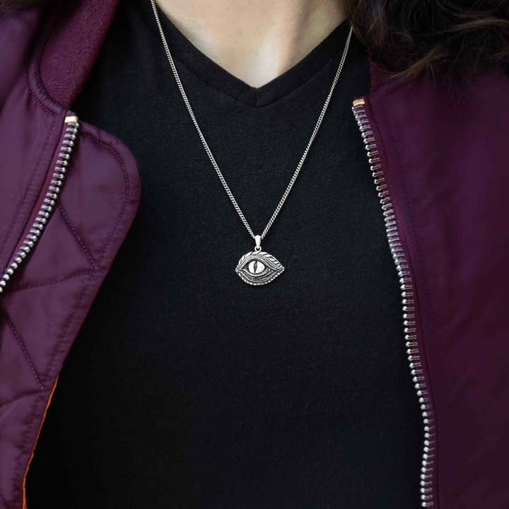 Nina Designs - Wholesale Pendant/Charm Necklace - Men's Necklace Sterling Silver Dragon Eye 22 Inch1